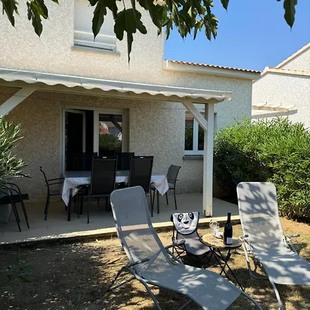 بيت للعطل Mini Piscine Et سيرفيون
